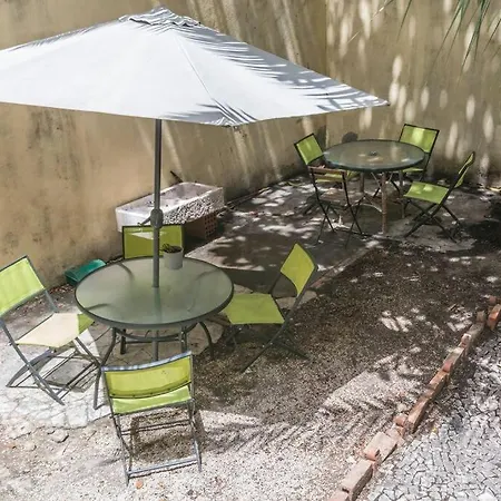 Houze_historical Lisbon, Flat W/ Private Patio Daire